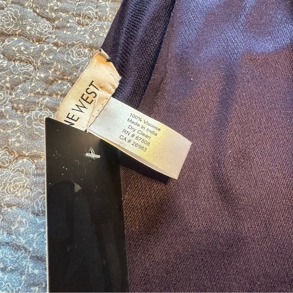 Nine West Scarf Navy Coastal Prep with Fringe Long & Wide 72” x 21” - Picture 5 of 9